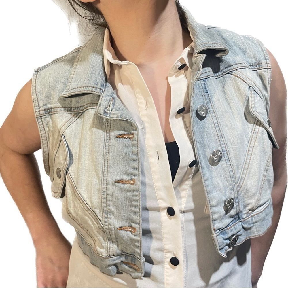 YOUNIQUE- Sleeveless Mini Jean Jacket
